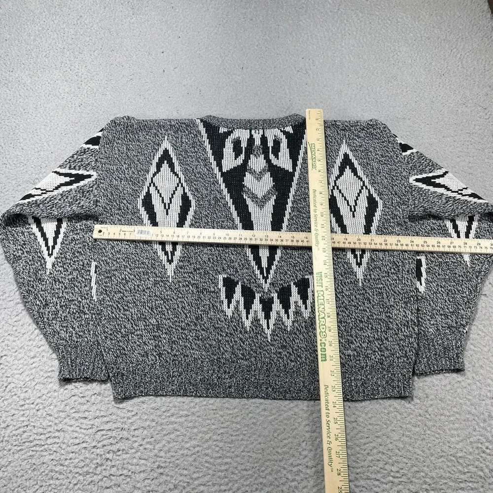 Vintage Montello Sweater Mens Medium Gray Aztec Geometric Knit Leather Crewneck‎